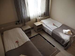 Отели типа «постель и завтрак» Dom Gościnny Радзеёвице Стандартный двухместный номер с 1 кроватью-1